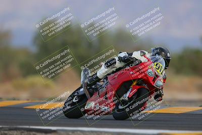 media/Sep-24-2022-CVMA (Sat) [[a45f954247]]/Race 14 Amateur Supersport Open/